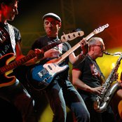 Fito Y Los Fitipaldis - List pictures