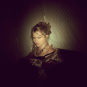 Crystal Bowersox - List pictures