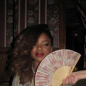 Leela James - List pictures