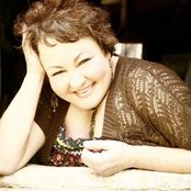 Dale Ann Bradley - List pictures