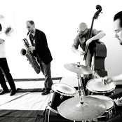 Ideal Bread - List pictures