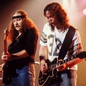 Outlaws - List pictures