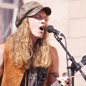 Jared James Nichols - List pictures