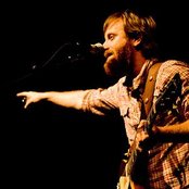 Dan Auerbach - List pictures