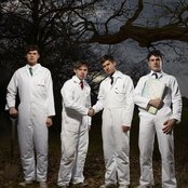 Everything Everything - List pictures