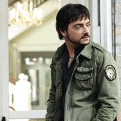 Matt Kennon - List pictures