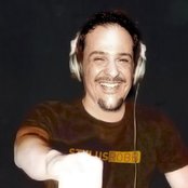 Stylus Robb - List pictures