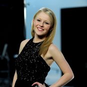 Hollie Cavanagh - List pictures