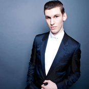 Willy Moon - List pictures