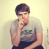 Ryan Hemsworth - List pictures