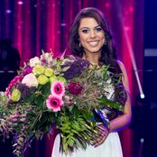 Mélanie René - List pictures