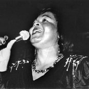 Phyllis Dillon - List pictures