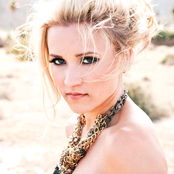 Emily Osment - List pictures
