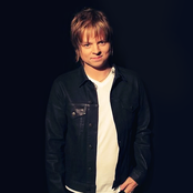 Terry Mcdermott - List pictures