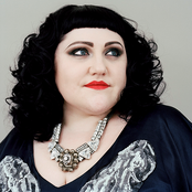 Beth Ditto - List pictures