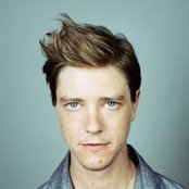 Paul Banks - List pictures