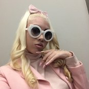 Kali Uchis - List pictures