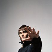 Ian Brown - List pictures