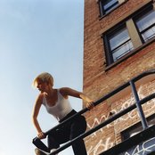 Robyn - List pictures