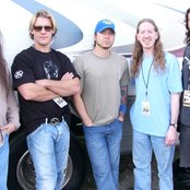 Fozzy - List pictures