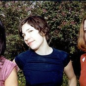 Sleater Kinney - List pictures