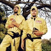 Neon Neon - List pictures