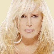 Valeria Lynch - List pictures