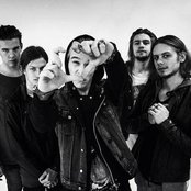 Outtrigger - List pictures