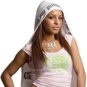 Melody Thornton - List pictures