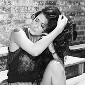 Nikki Williams - List pictures