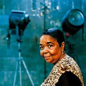 Cesaria Evora - List pictures