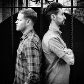 Frank & Tony - List pictures