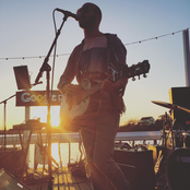 R. Star - List pictures