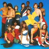 Les Humphries Singers - List pictures