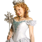 Megan Hilty - List pictures