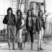 Giant - List pictures