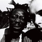 African Head Charge - List pictures