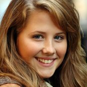 Molly Sandén - List pictures