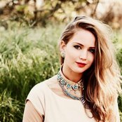 Jennifer Lawrence - List pictures