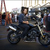 Christian Kane - List pictures
