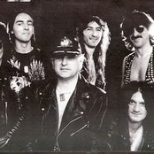 Metro - List pictures