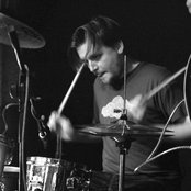 Ricochet - List pictures