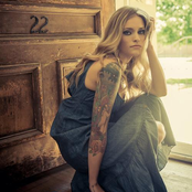 Megan Joy - List pictures