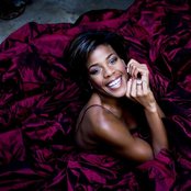 Nicole Henry - List pictures