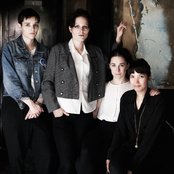 Savages - List pictures