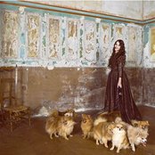 Marina Kaye - List pictures