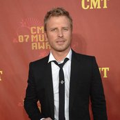 Dierks Bentley - List pictures