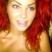 Etta Bond - List pictures