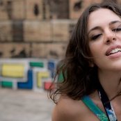 Luisa Maita - List pictures