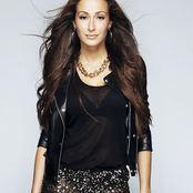 Kenza Farah - List pictures